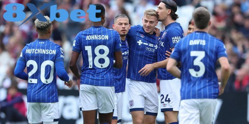 8XBET Ipswich Town FC và thỏa thuận hợp tác chiến lược